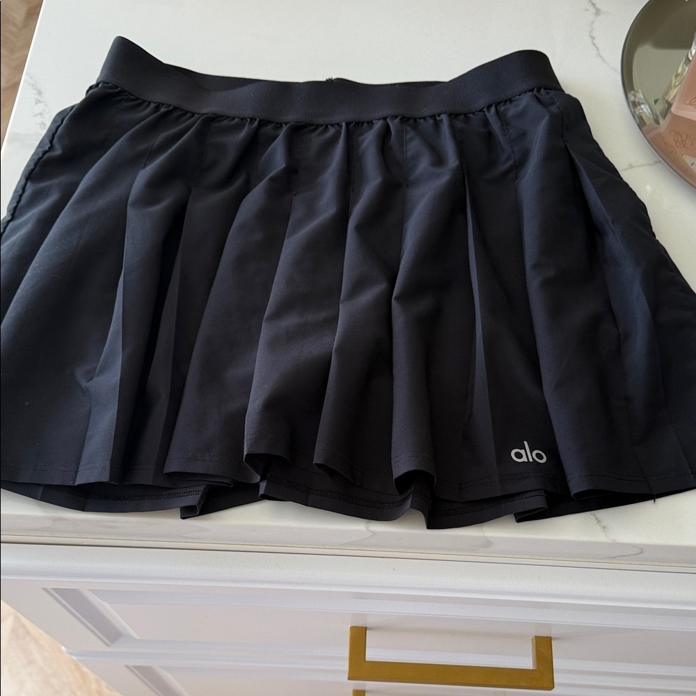 ALO Yoga Black Pleated Mini Skirt